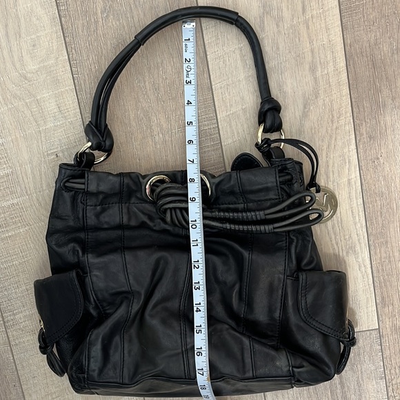 Michael Kors Black and Gold Leather Bag Zip Close Inside Outside Pockets - Picture 13 of 13